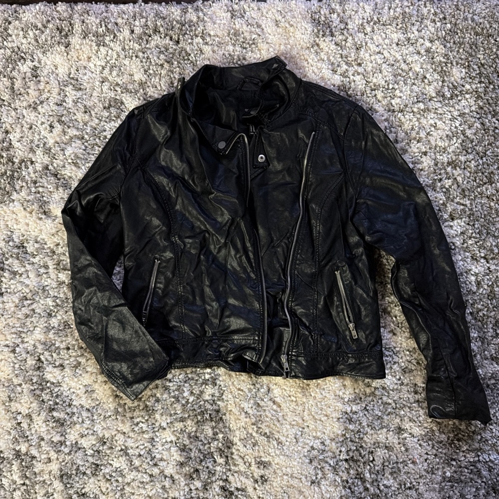Forever 21 Classic Black Leather Jacket